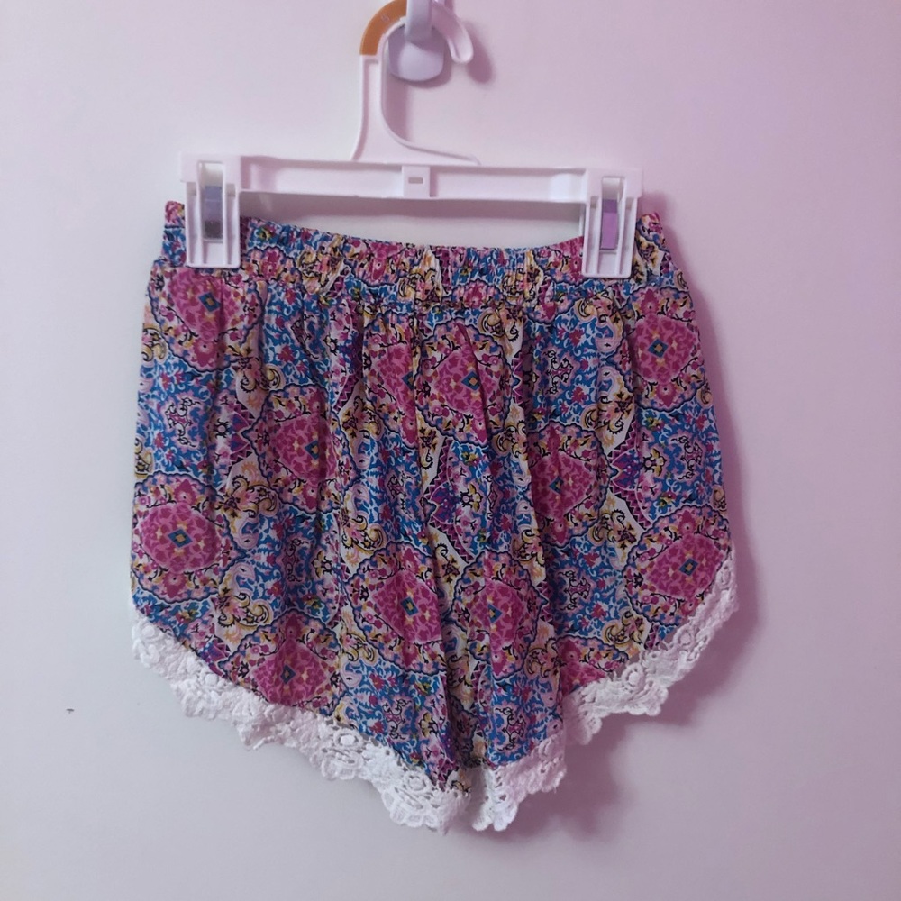 LF SHORTS - Picture 3 of 3